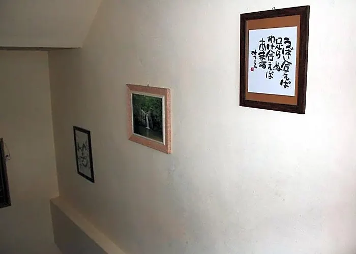 Sam Won Jang 汽车旅馆 2*